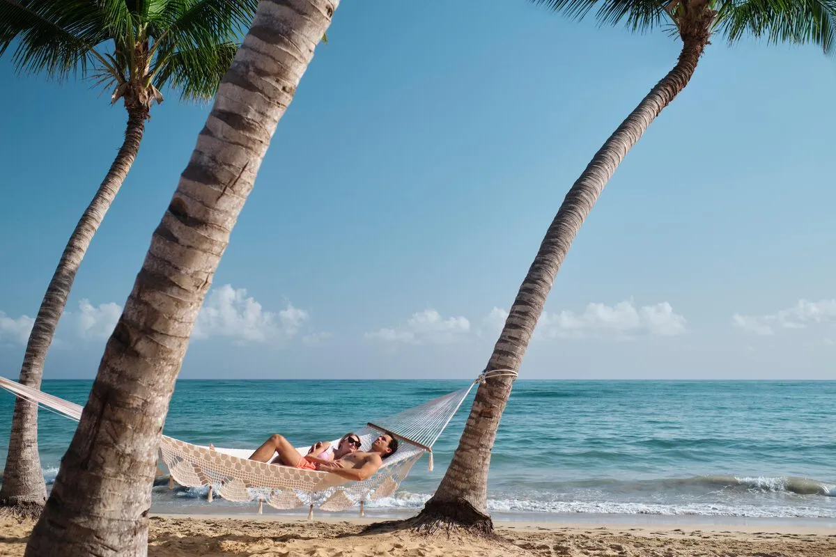 393 couple snorkeling punta cana
