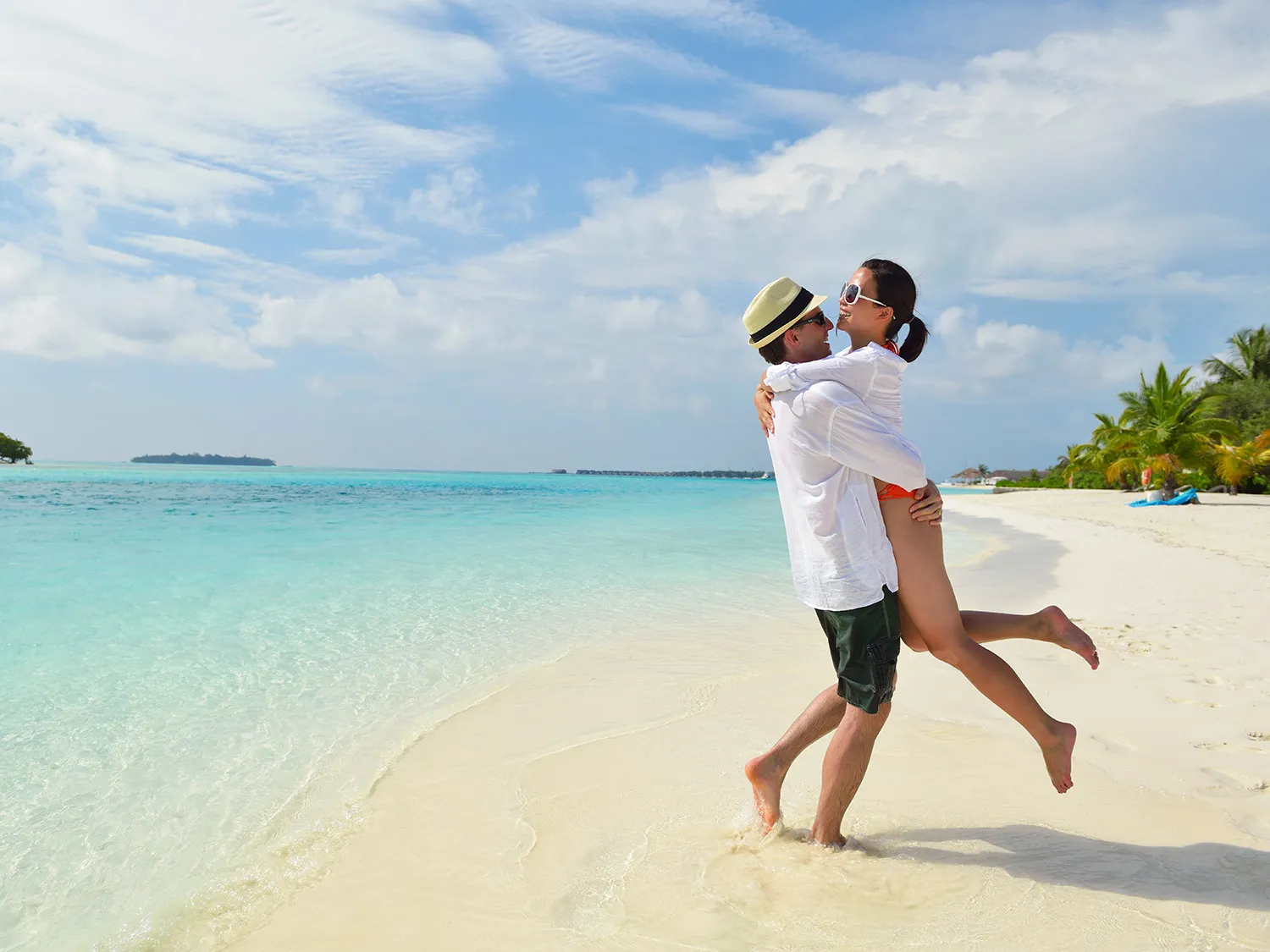 /img/398-memorable-farewell-honeymoon.webp