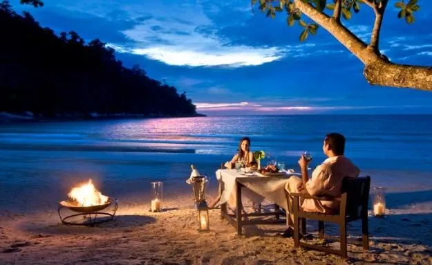 404 singapore romantic dinner