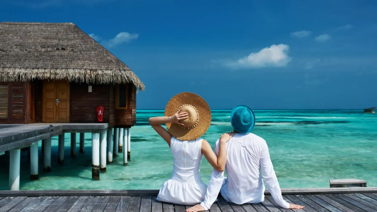 /img/437-greece-island.webp