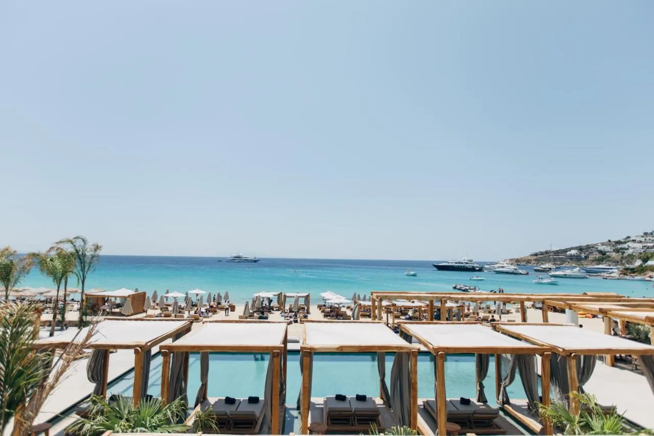 /img/461-mykonos-hotel-suite.webp