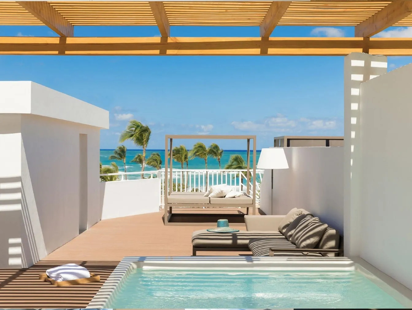 471 punta cana honeymoon suite beachfront