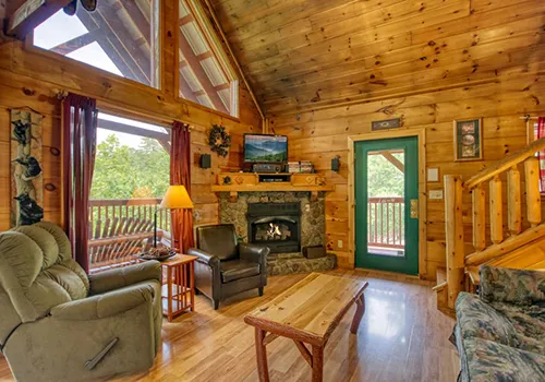 492 creekside cottage cabin balcony
