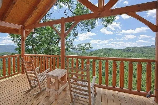 492 smoky mountain scenic drive