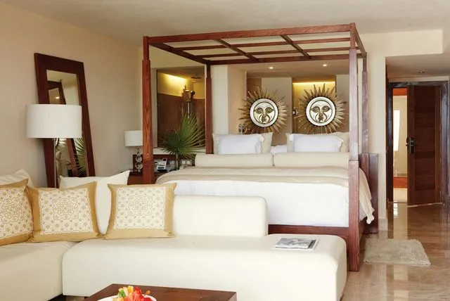 519 excellence playa mujeres dining