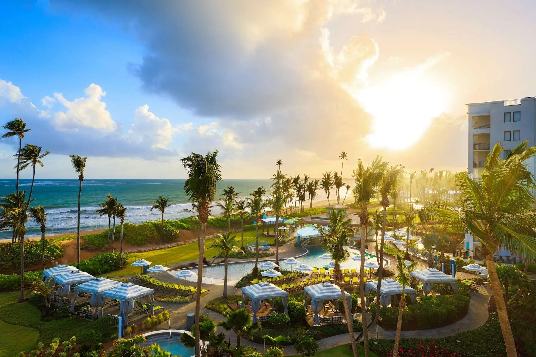 526 honeymoon resort pool