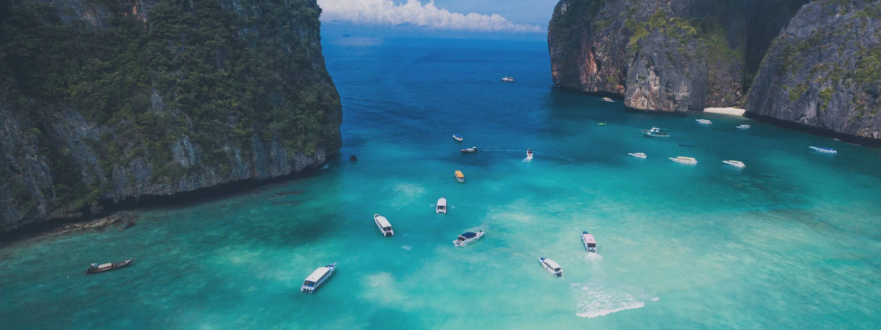 /img/533-romantic-budget-honeymoon.webp
