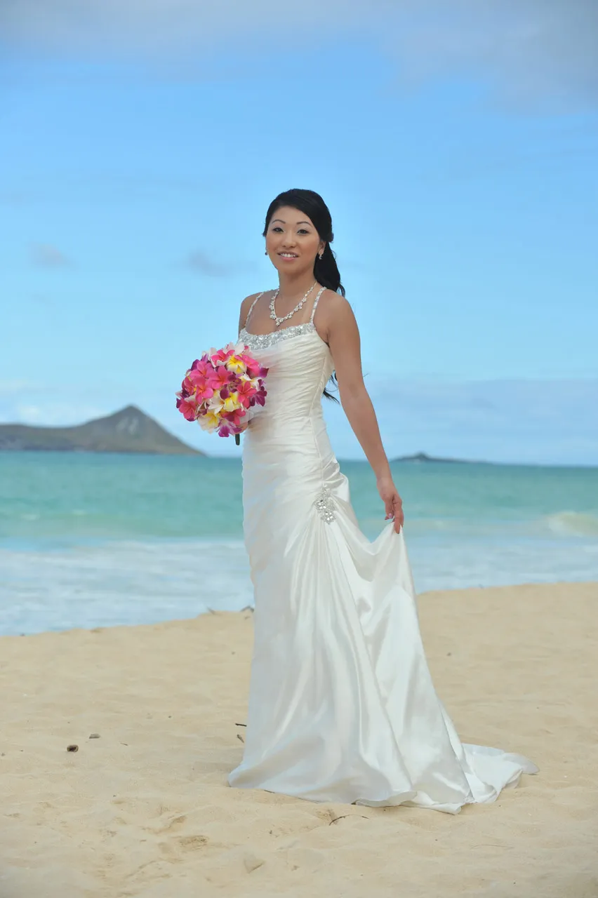 538 hawaiian wedding couple