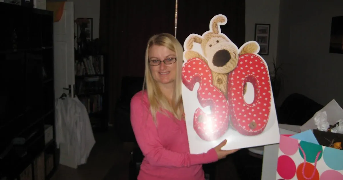/img/551-couple-traveling.webp