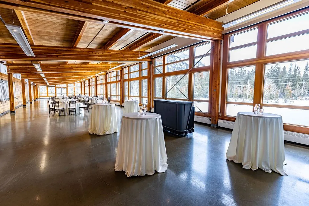 567 rimrock resort banff suite