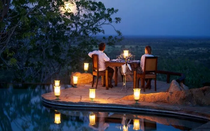 /img/570-safari-safety-etiquette.webp