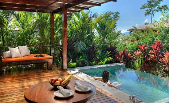 621 costa rica honeymoon couple