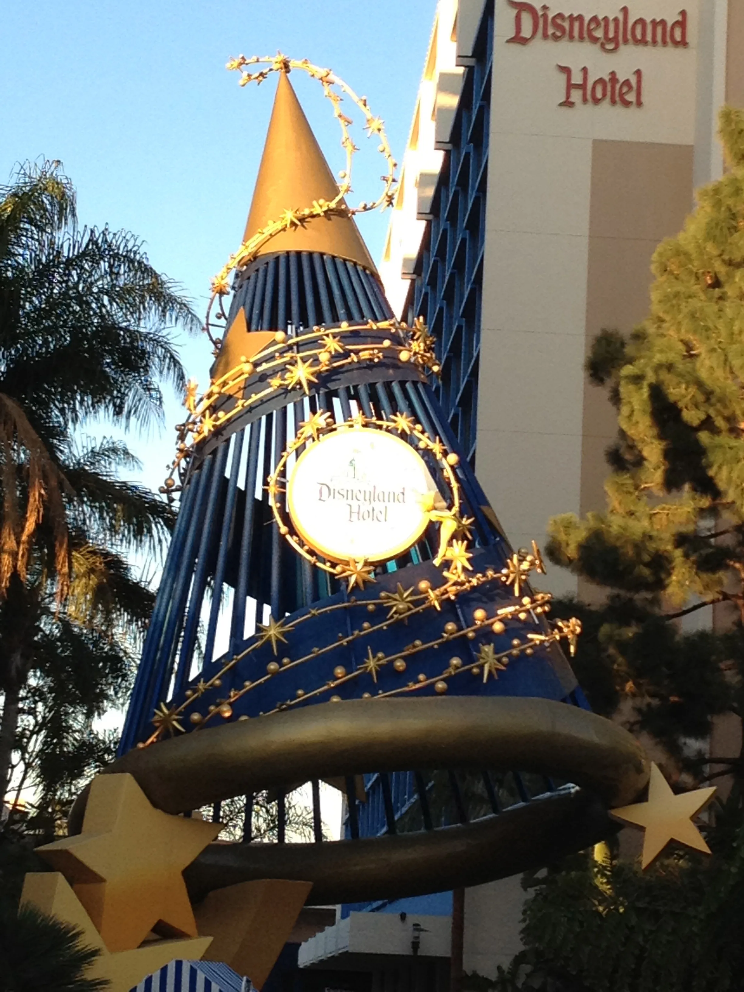 668 disneyland romantic dinner