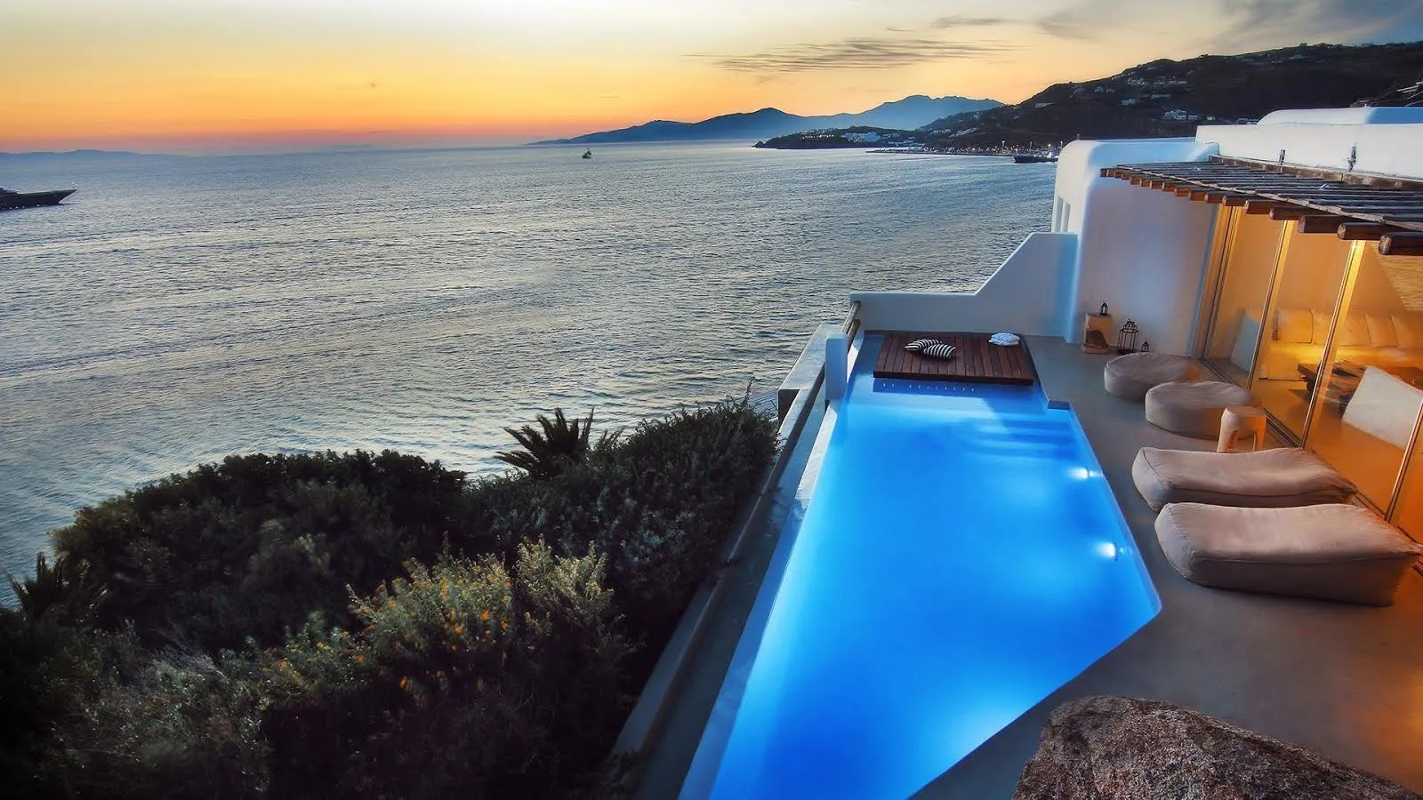 669 honeymoon private pool relaxation