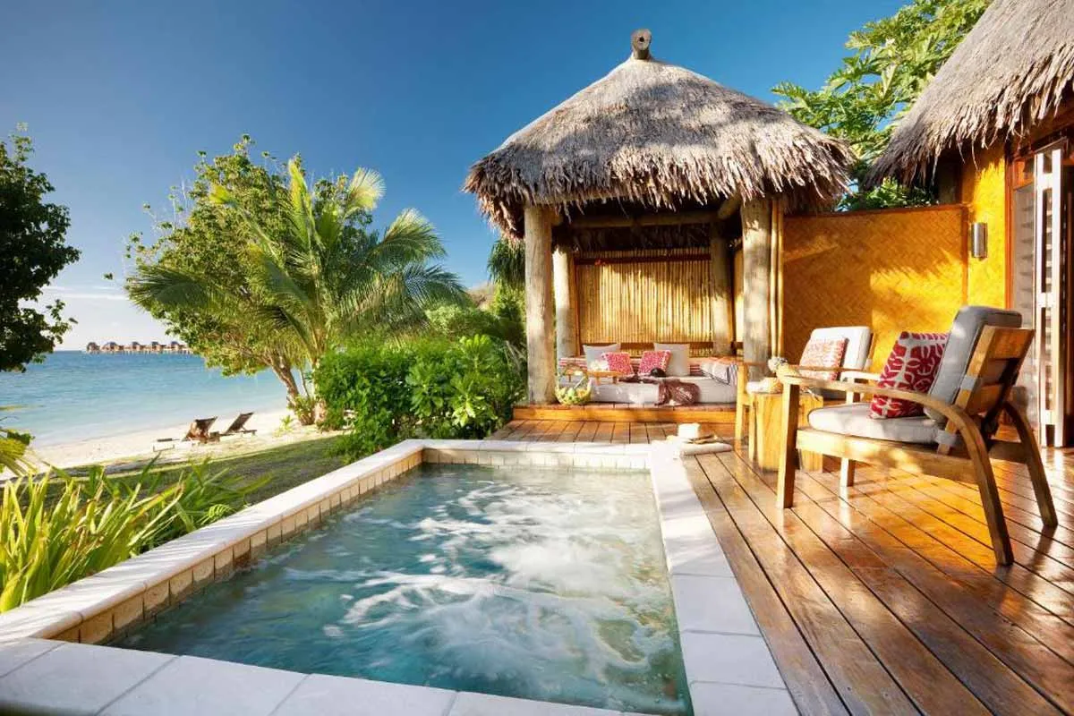682 fiji honeymoon beach