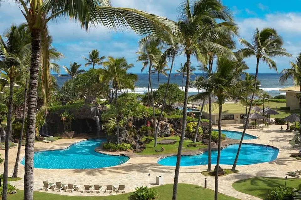 /img/688-hawaii-packing-essentials.webp