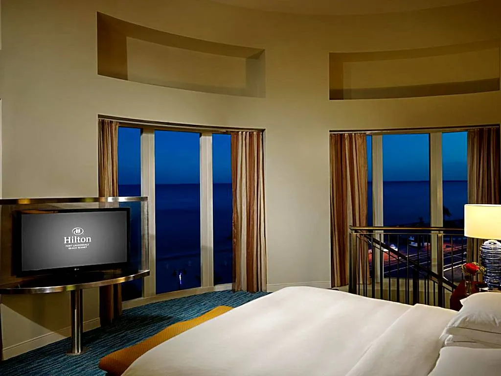 694 ritz carlton fort lauderdale honeymoon suite