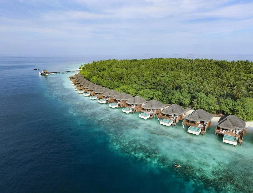 697 maldives overwater bungalow