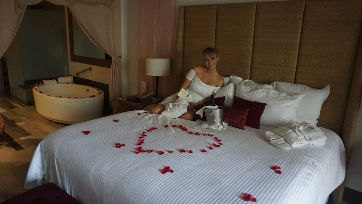 712 honeymoon budgeting