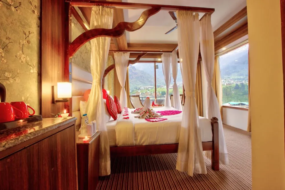 717 honeymoon suite pune exterior