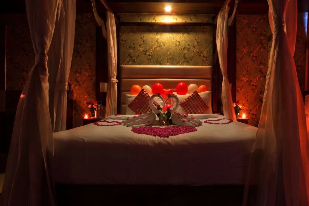 717 honeymoon suite pune interior