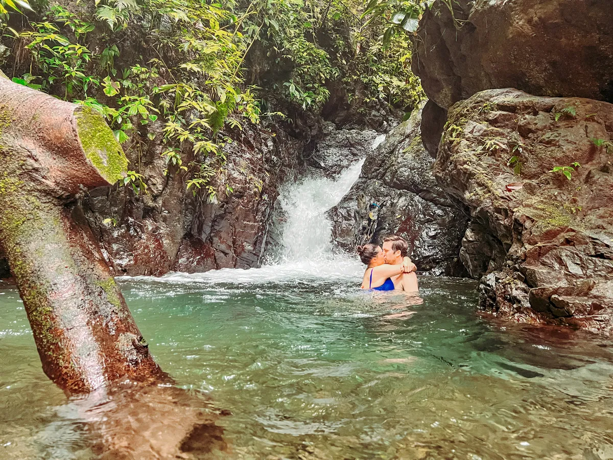 /img/738-costa-rica-romantic-dinner.webp